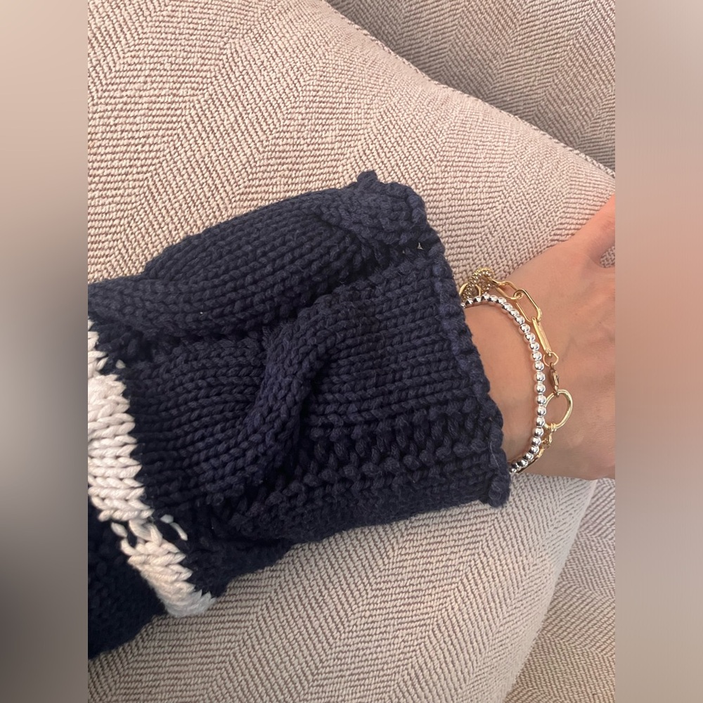 Zara V-Neck Sweater in Navy blue and White - Picture 6 of 7